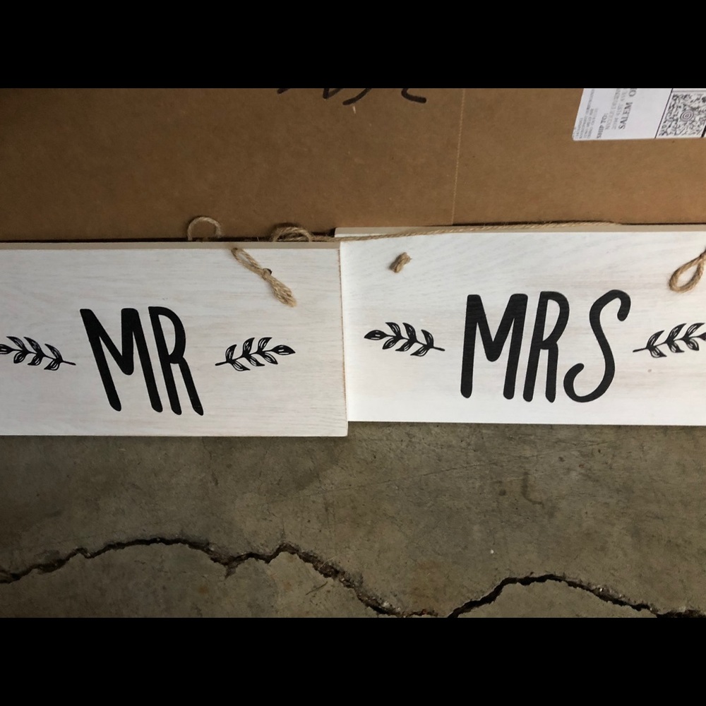 Mr and Mrs hanging signs
